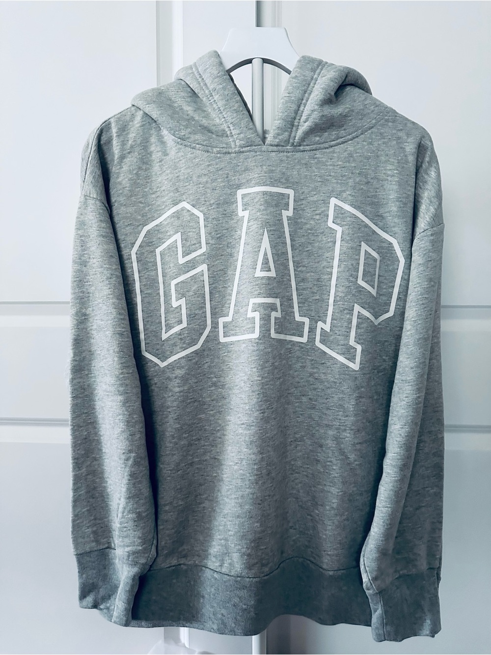Women’s GAP ~ Gray Hoodie with White Logo Size XXL